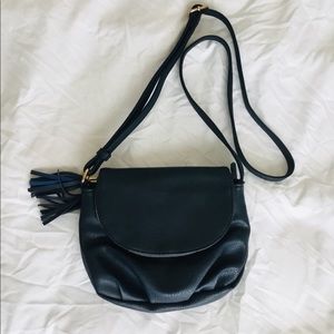 Navy crossbody purse